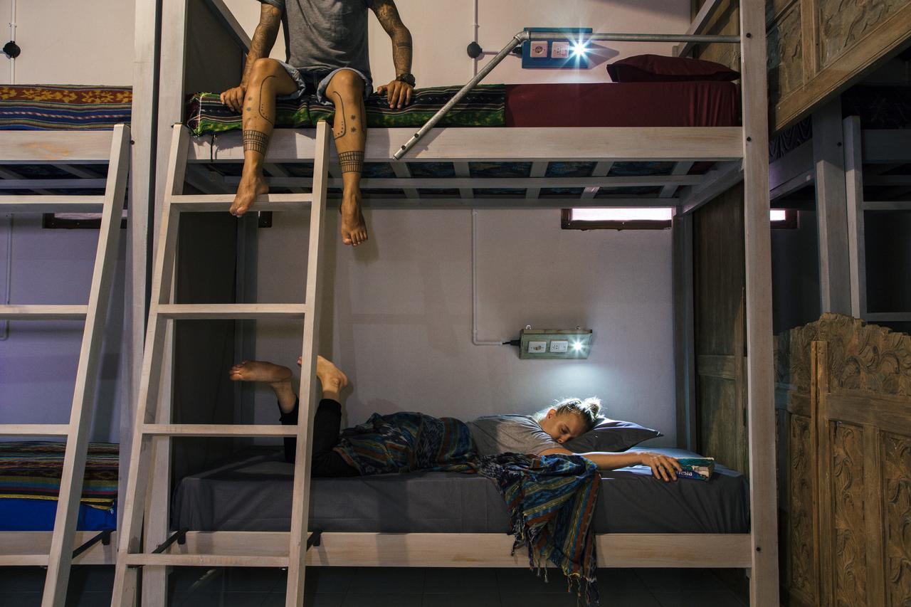 Sae Sae Hostel *